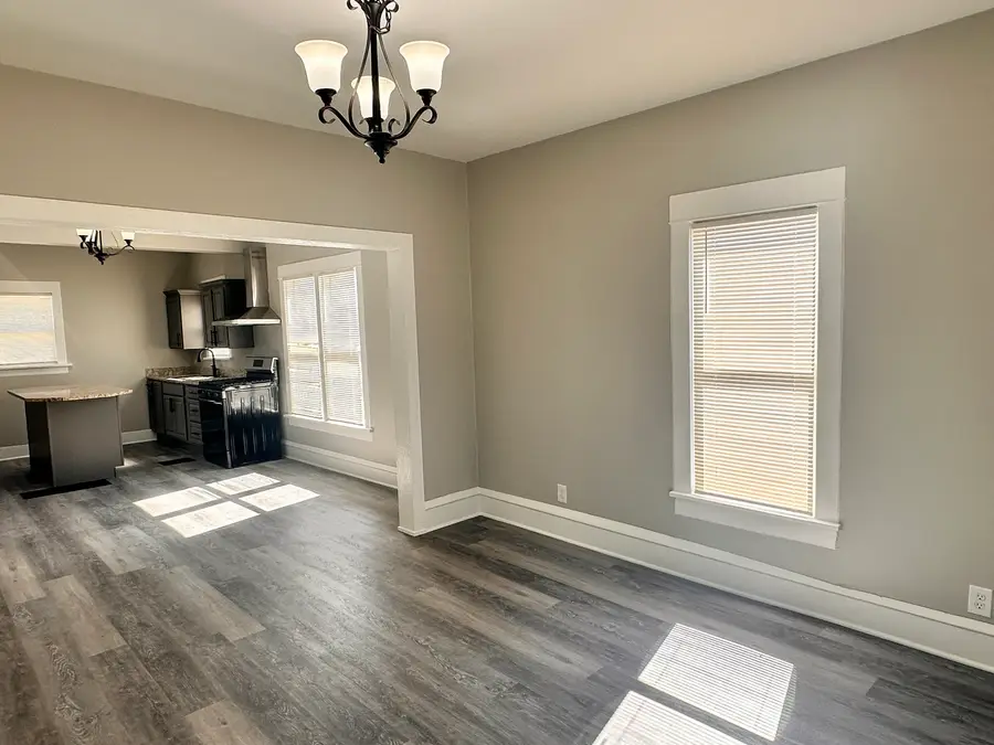 905 N Jackson Street, Streator, IL 61364 - #3