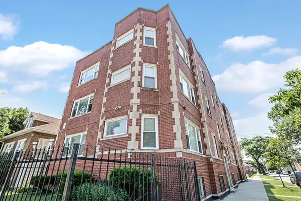 4101 W Iowa Street #6, Chicago, IL 60651