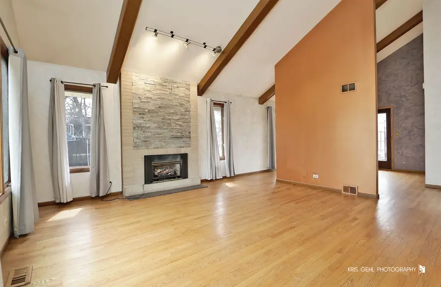 1191 Hunters Lane, Libertyville, IL 60048 - #3