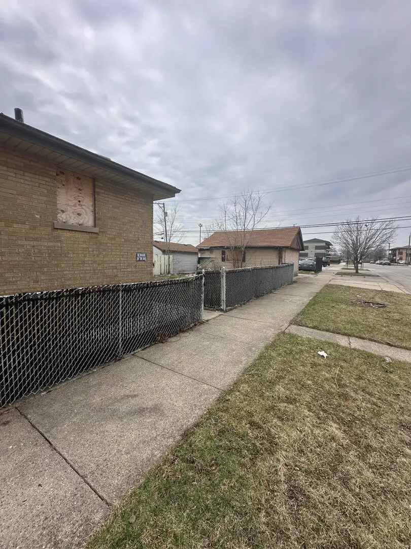12600 S Justine Street, Calumet Park, IL 60827 - #2