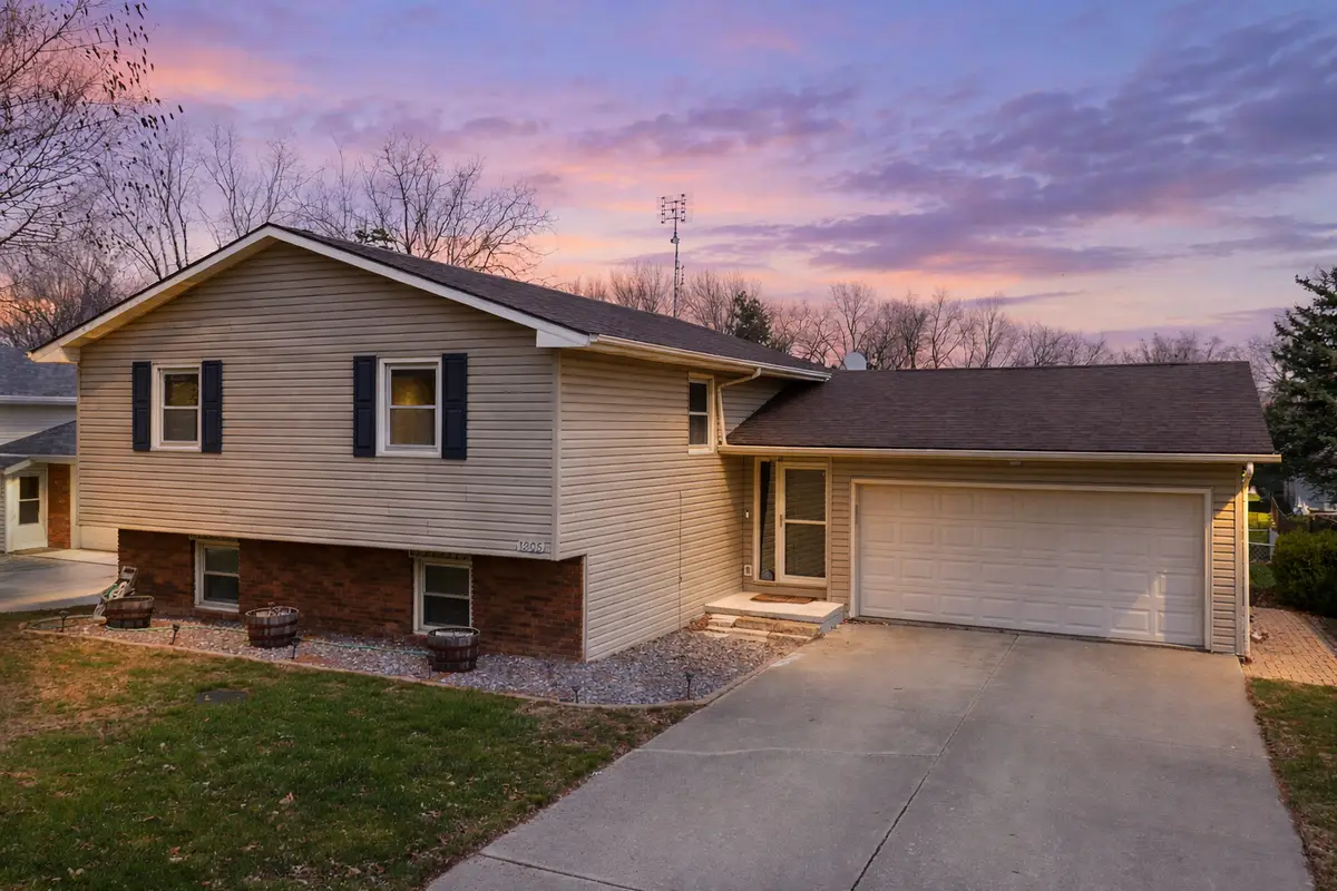 1305 Nicki Drive, Bloomington, IL 61704 - #1