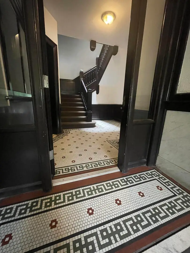 4354 W Washington Boulevard #202, Chicago, IL 60624 - #2