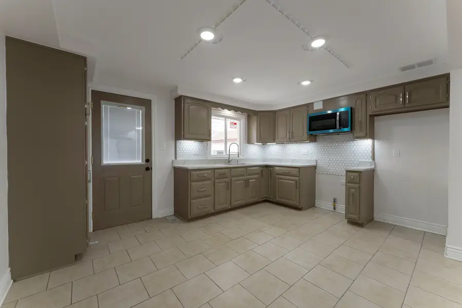 4515 W 88th Street, Hometown, IL 60456 - #3