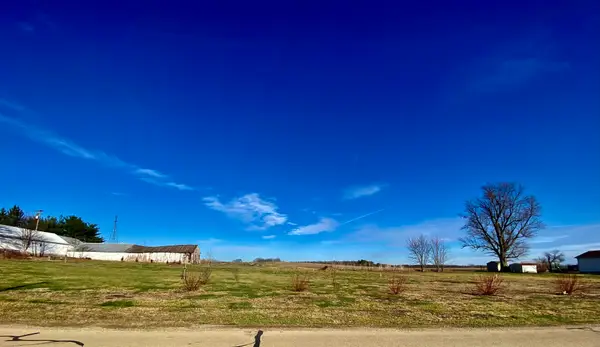 301 South Maple Street, Wyanet, IL 61379