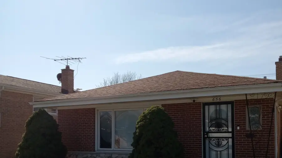 656 Saginaw Avenue, Calumet City, IL 60409 - #2