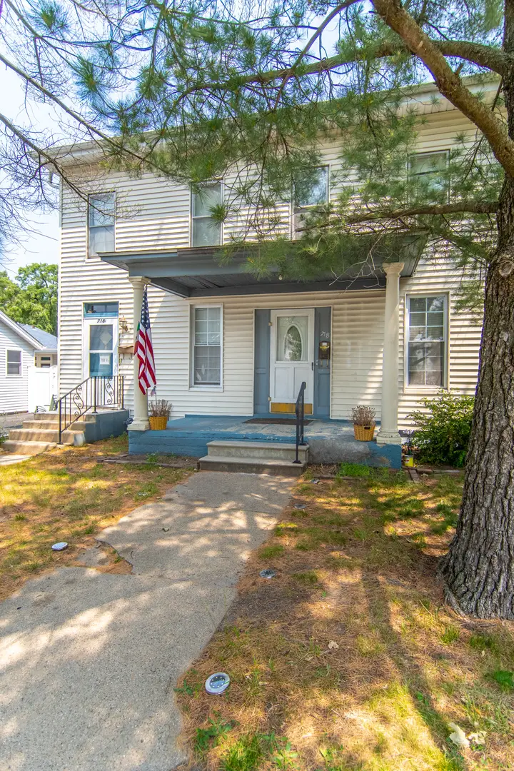 718 W Jackson Street, Ottawa, IL 61350 - #3