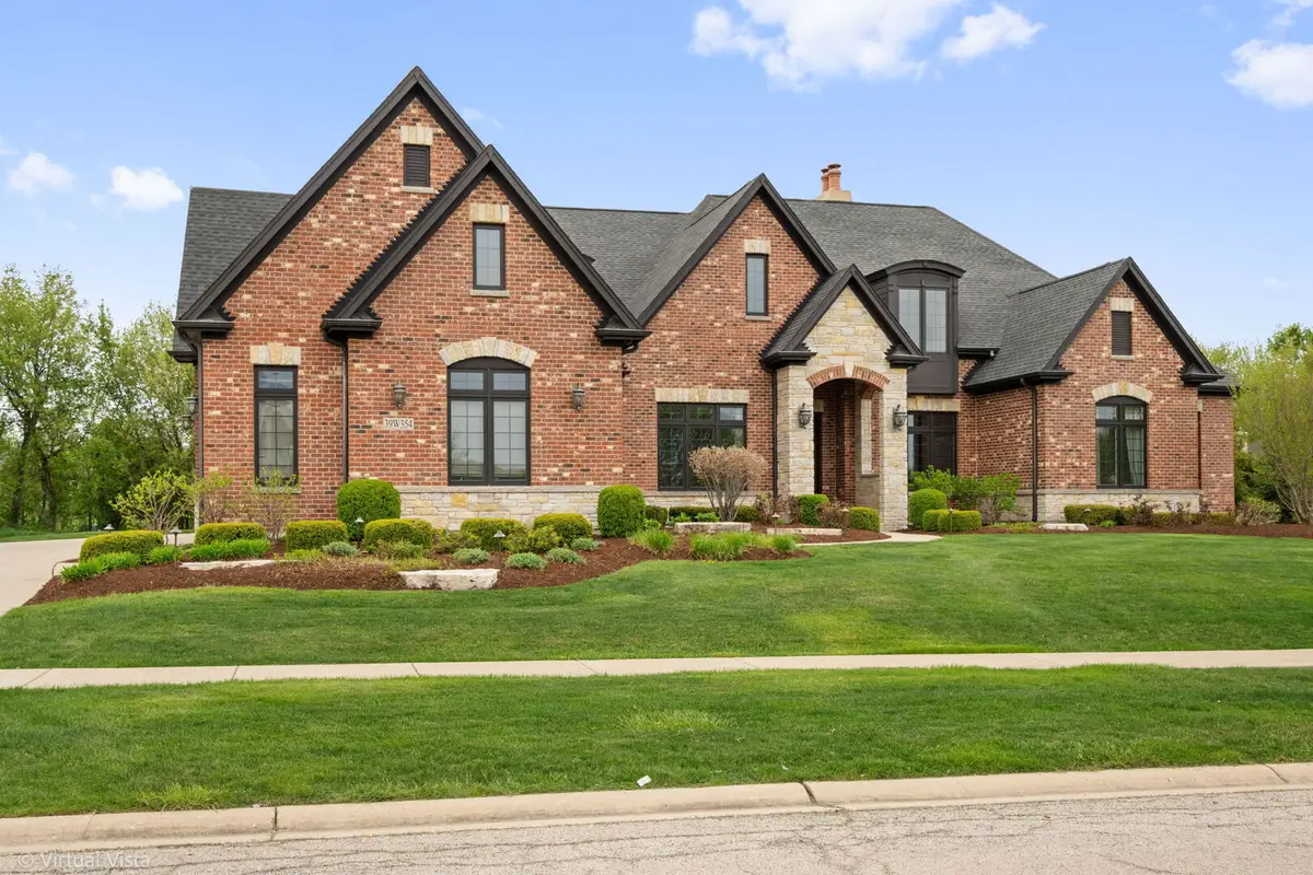 39W354 Long Meadow Lane, Saint Charles, IL 60175 - #1