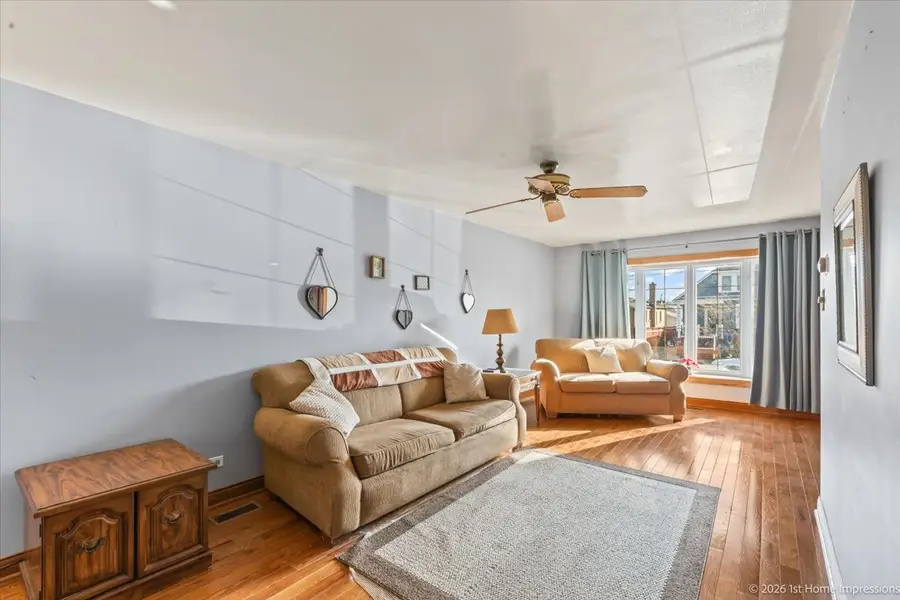 11122 S Saint Louis Avenue, Chicago, IL 60655 - #3