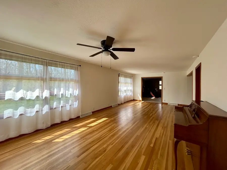 3614 S Illinois Avenue, Carbondale, IL 62903 - #3