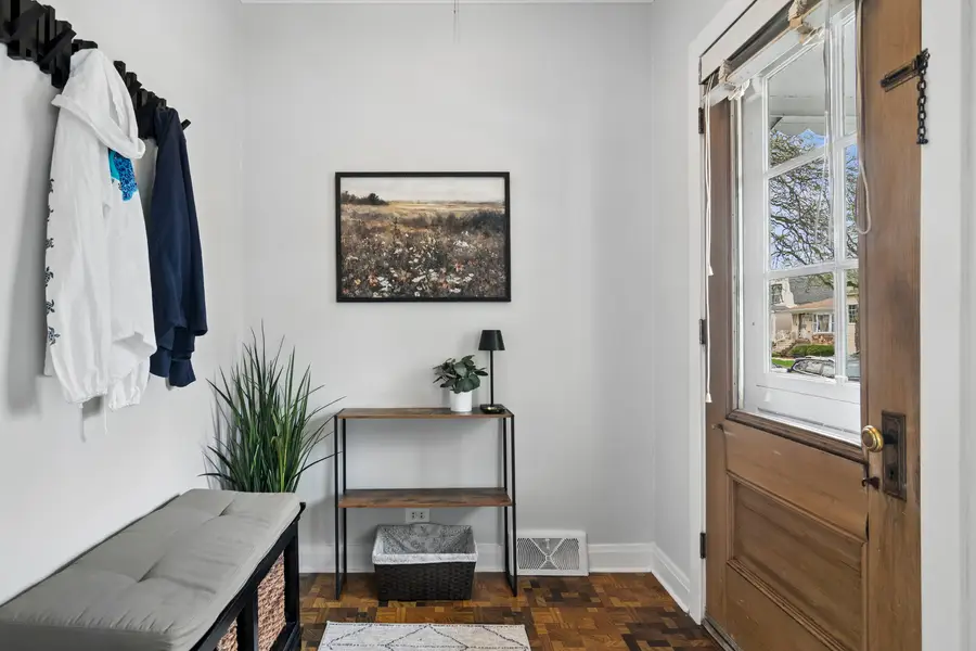 5027 W Ainslie Street, Chicago, IL 60630 - #2