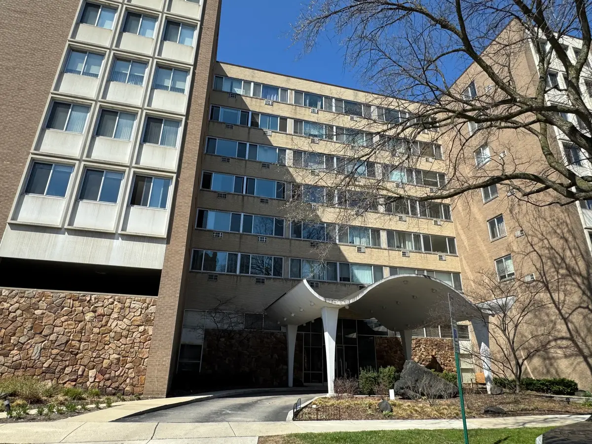 Address Withheld By Seller, Oak Park, IL 60301 - #1