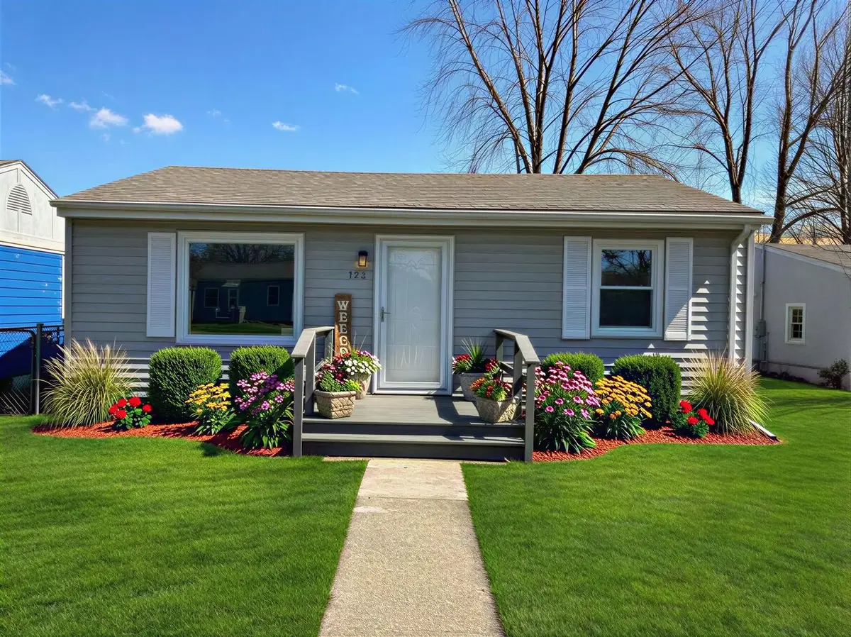 172 N Jackson Avenue, Bradley, IL 60915 - #1