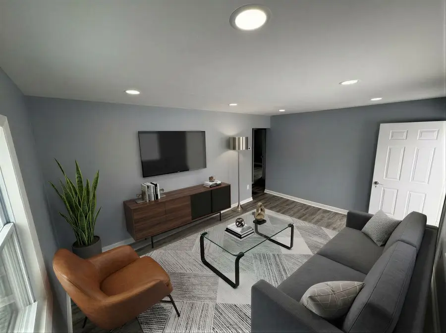 172 N Jackson Avenue, Bradley, IL 60915 - #3