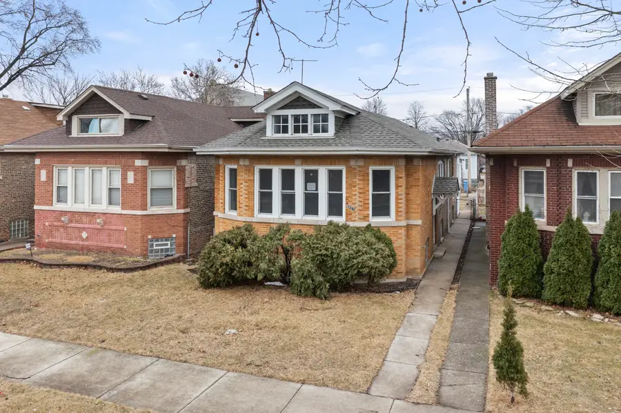 8411 S Dante Avenue, Chicago, IL 60619 - #2