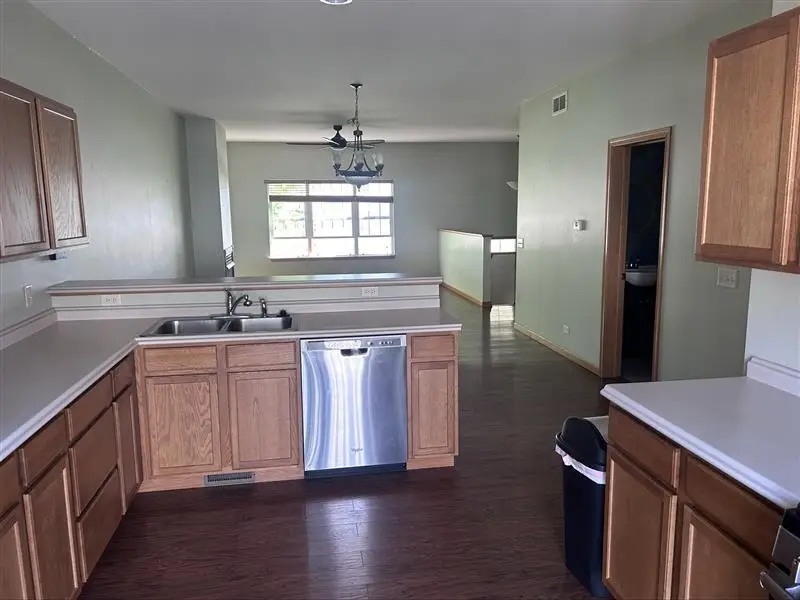 2204 Concord Drive #2204, Sycamore, IL 60178 - #2