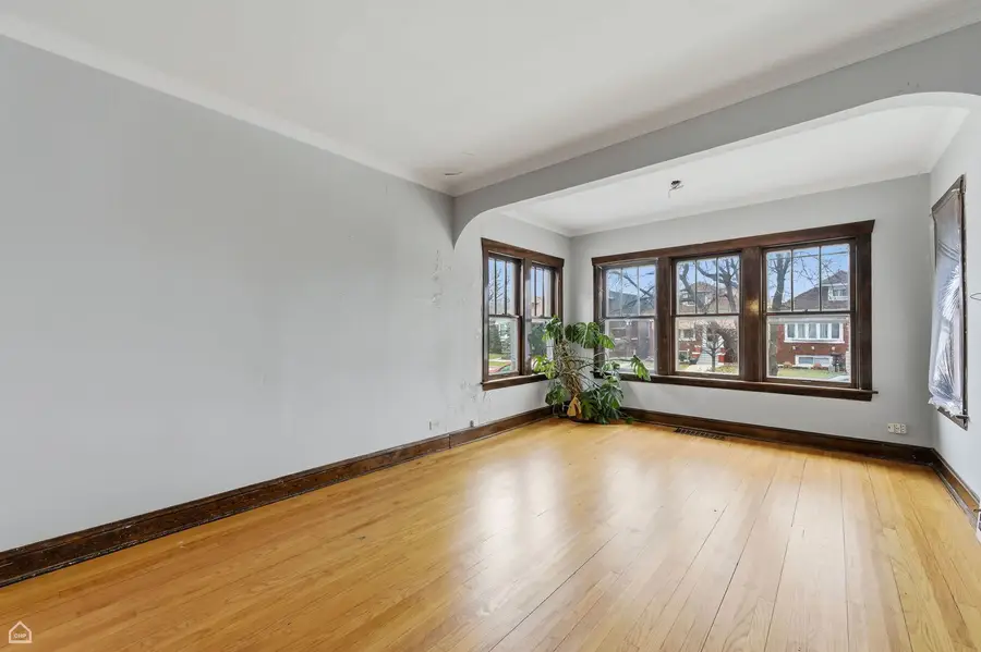 1335 Elmwood Avenue, Berwyn, IL 60402 - #3