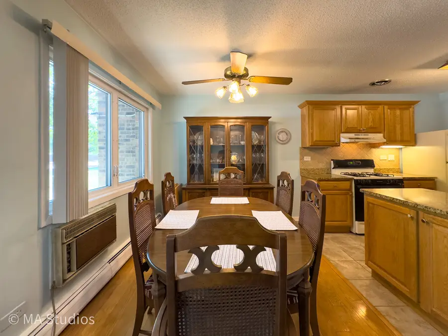 2632 N Windsor Drive #104, Arlington Heights, IL 60004 - #2