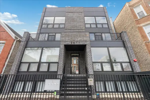 2611 W Haddon Avenue #2, Chicago, IL 60622