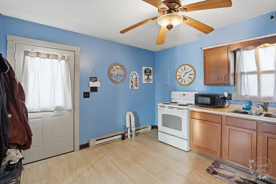 618-620 S Main Street, Grant Park, IL 60940 - #3