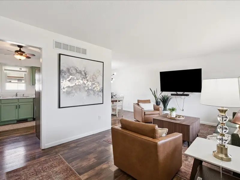 2514 W 60th Street, Davenport, IA 52806 - #3