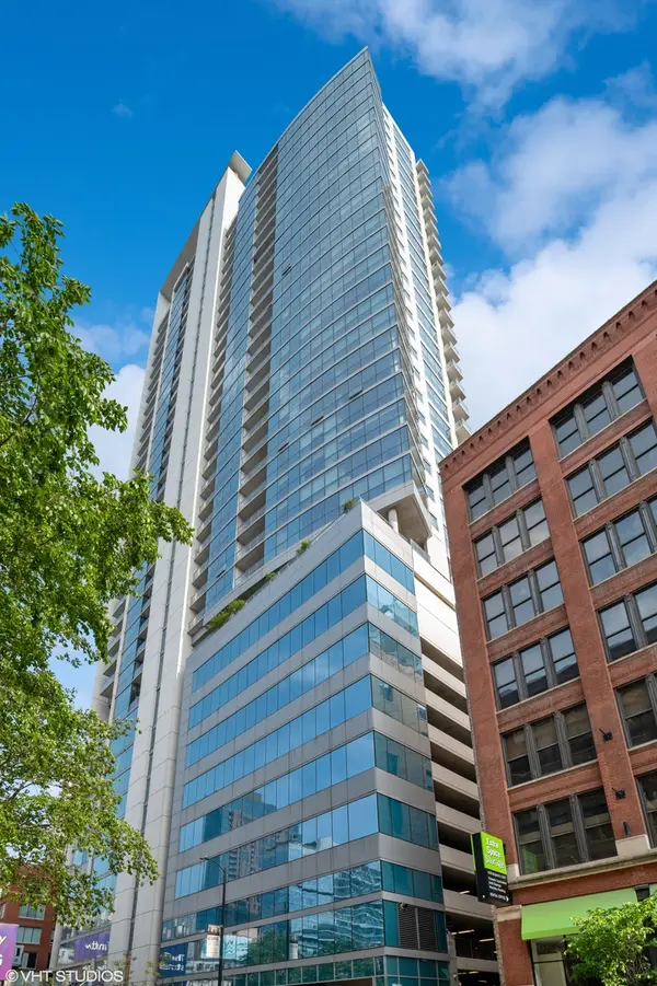 303 W Ohio Street #2307, Chicago, IL 60654