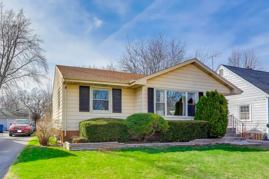 998 S Swain Avenue, Elmhurst, IL 60126 - #3