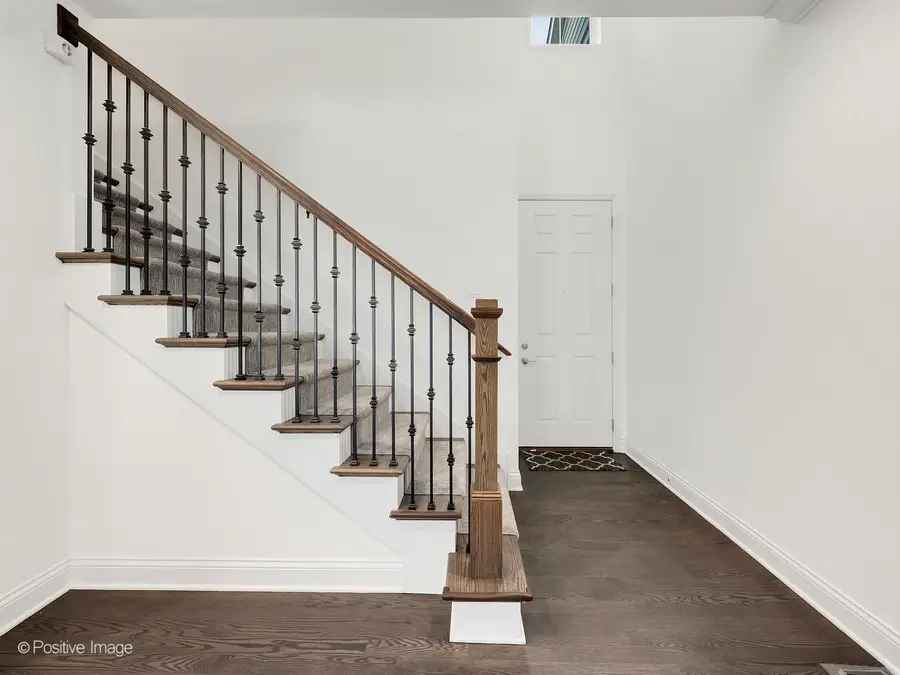 3728 Provenance Way, Northbrook, IL 60062 - #3