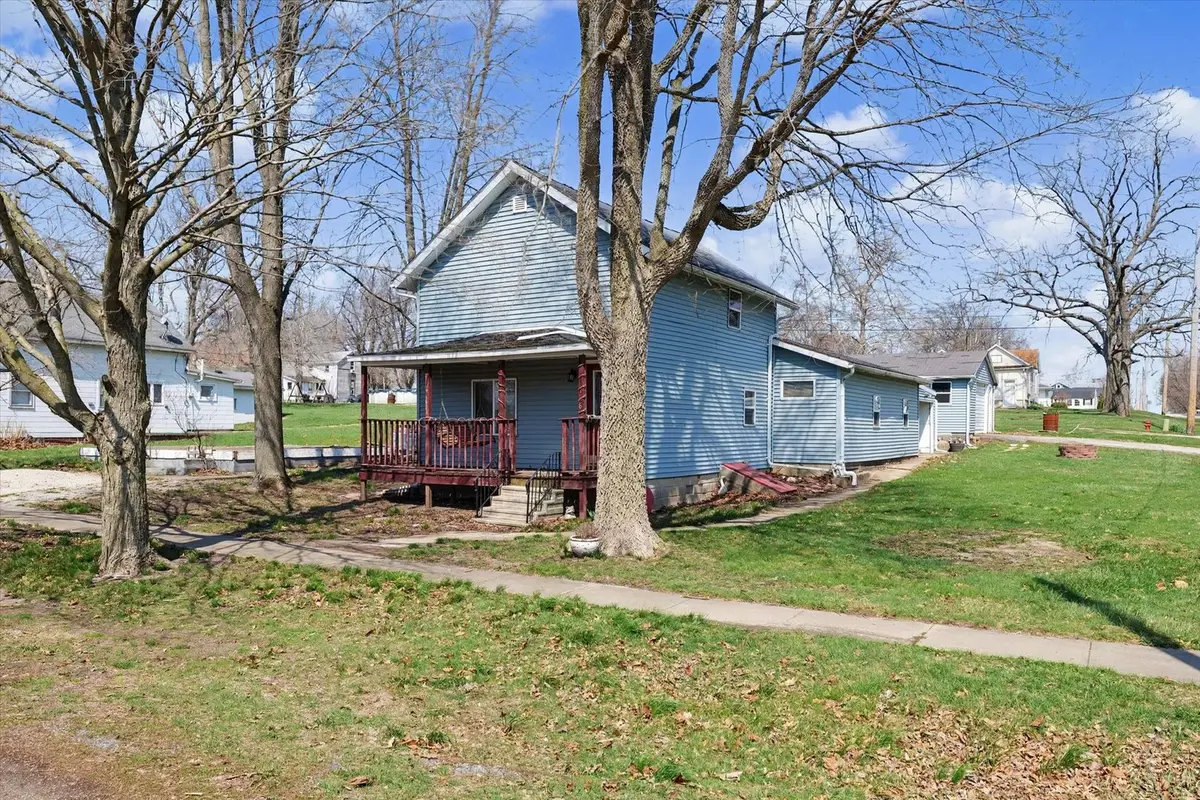 136 E Ohio Street, Sibley, IL 61773 - #1