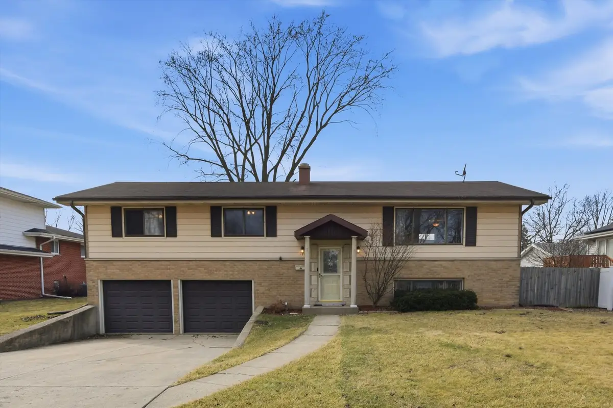 130 N Horner Lane, Mount Prospect, IL 60056 - #1