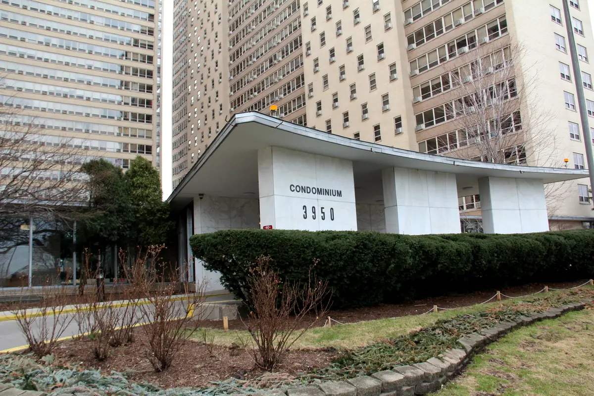 3950 N Lake Shore Drive #801, Chicago, IL 60613 - #1