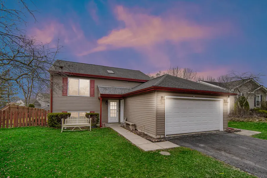 911 Wembley Drive, Island Lake, IL 60042 - #2