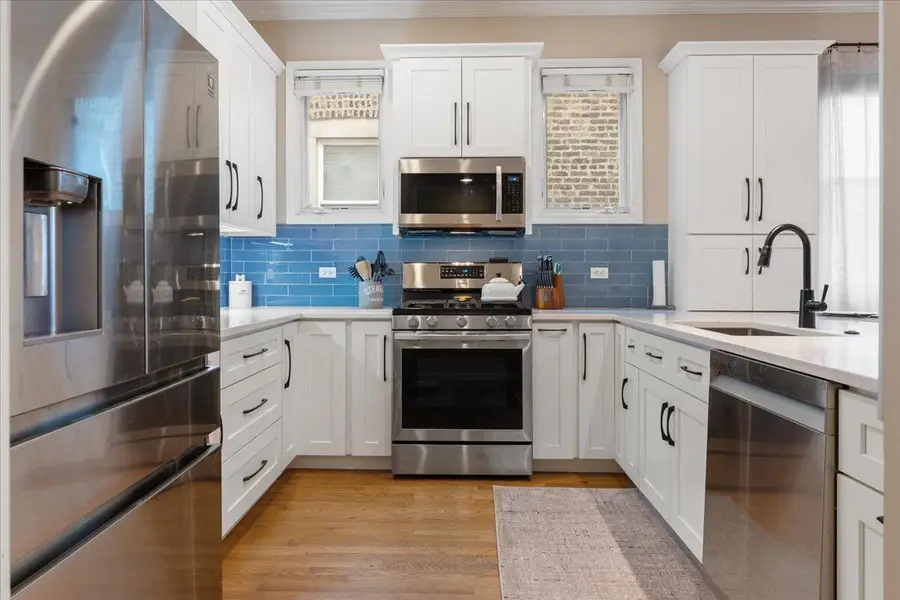 1237 W Farwell Avenue #2E, Chicago, IL 60626 - #3