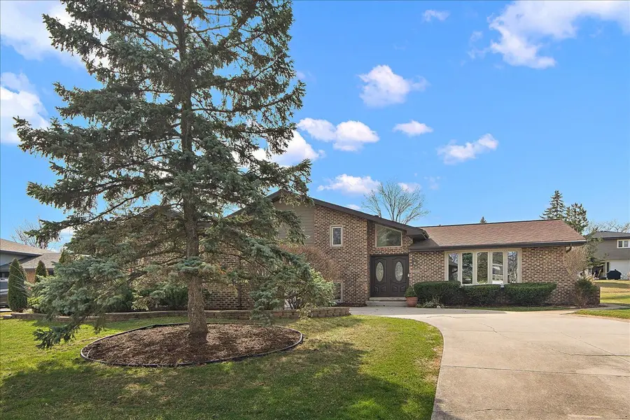13608 Glen Eagle Court, Orland Park, IL 60462 - #2