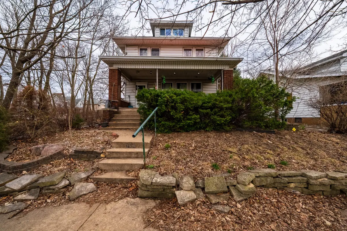 2416 N Dechman Avenue, Peoria, IL 61603 - #1