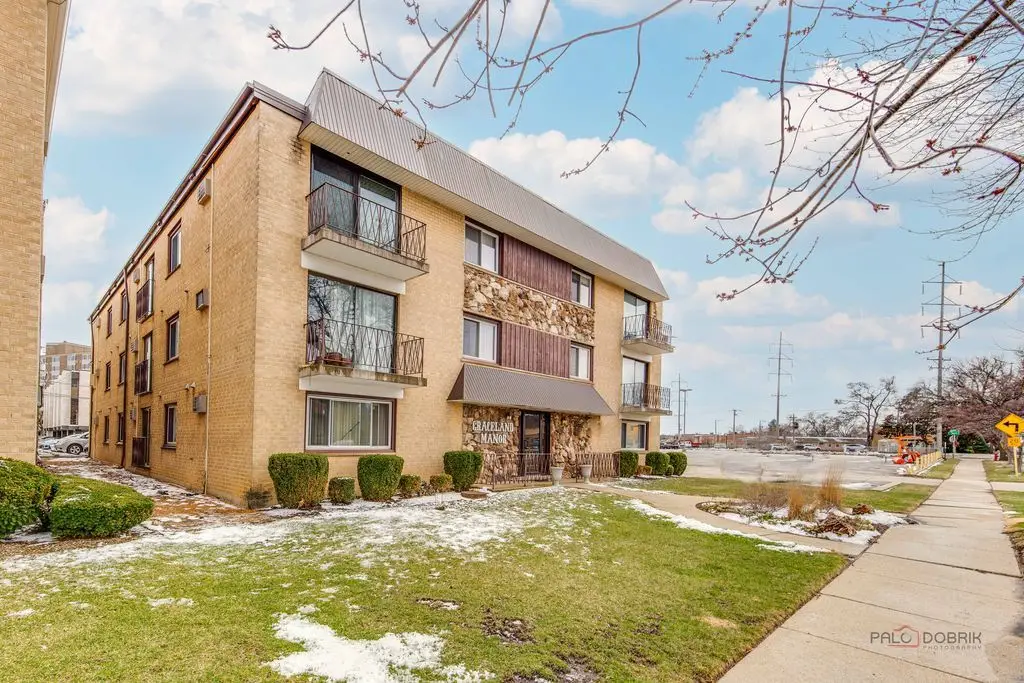 915 Graceland Avenue #2C, Des Plaines, IL 60016 - #1