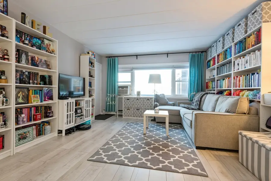 1316 Central Street #1E, Evanston, IL 60201 - #2