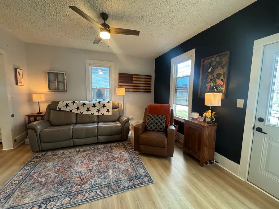 616 NW 2nd Avenue, Aledo, IL 61231 - #2