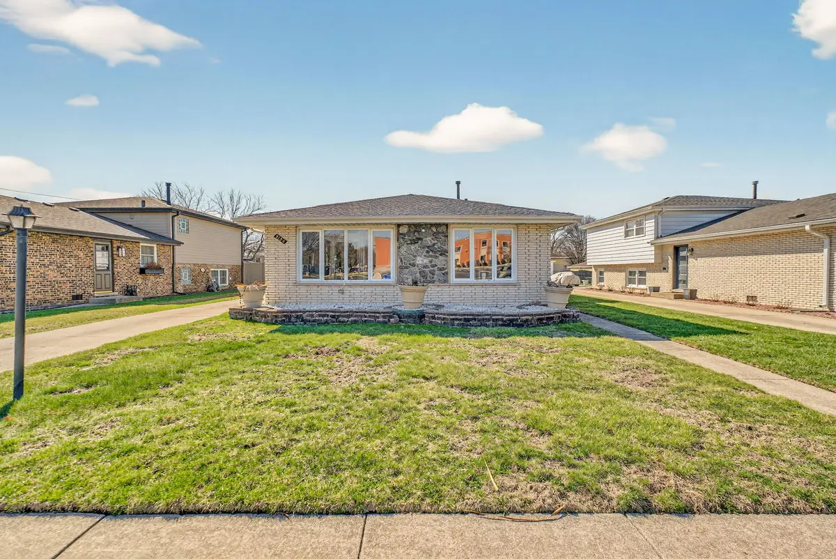 9124 Meade Avenue, Oak Lawn, IL 60453 - #1