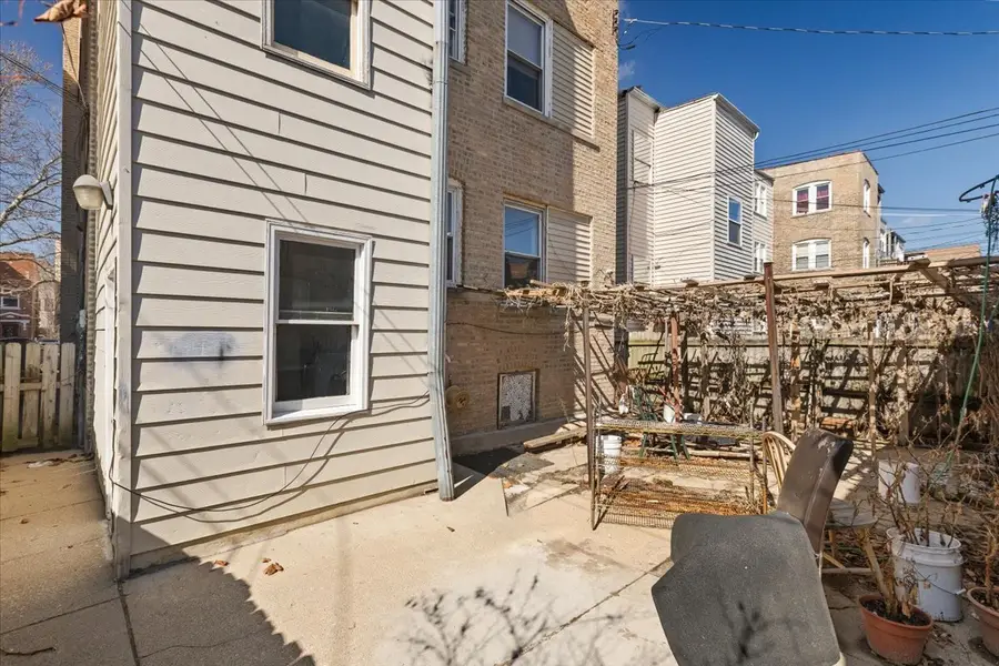 6319 N Claremont Avenue, Chicago, IL 60659 - #2