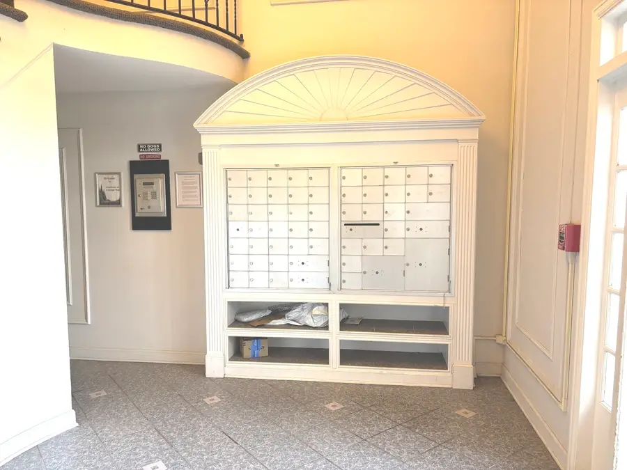 5101 Carriageway Drive #201, Rolling Meadows, IL 60008 - #3