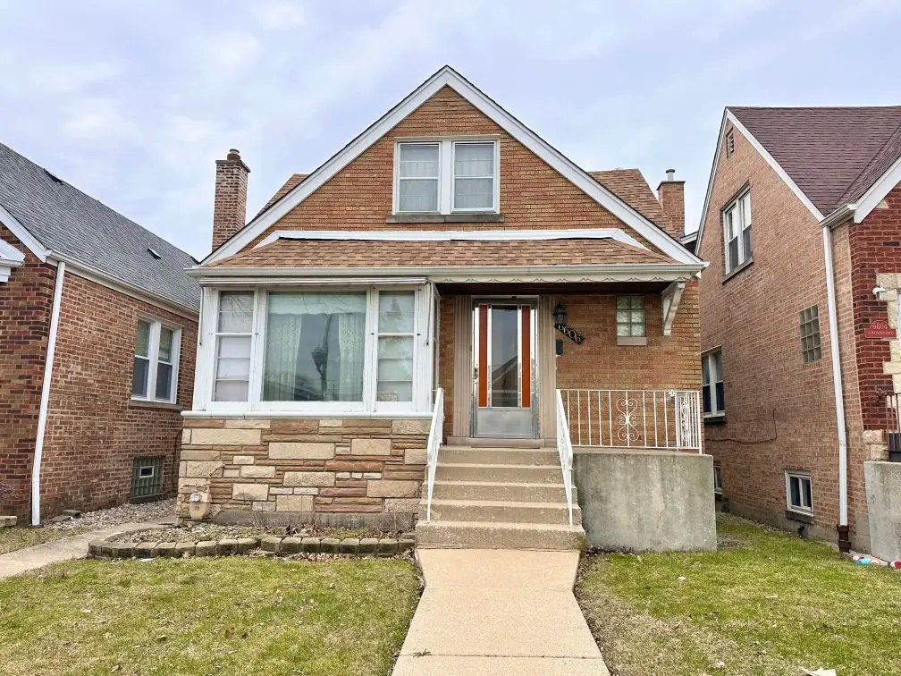6606 S Komensky Avenue, Chicago, IL 60629 - #1