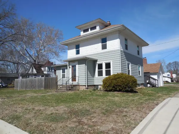 611 Dixon Avenue, Rock Falls, IL 61071