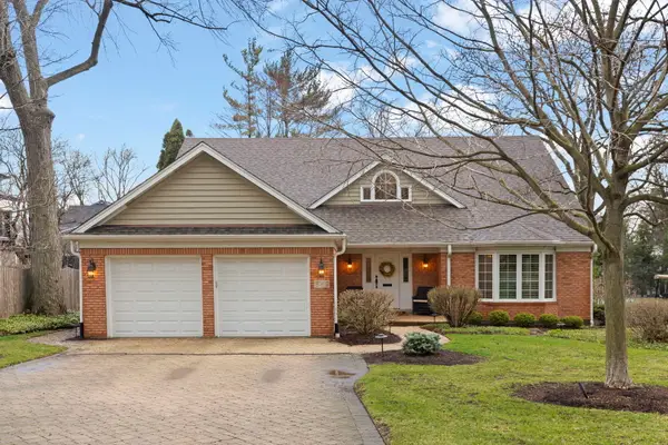 646 Highview Avenue, Glen Ellyn, IL 60137