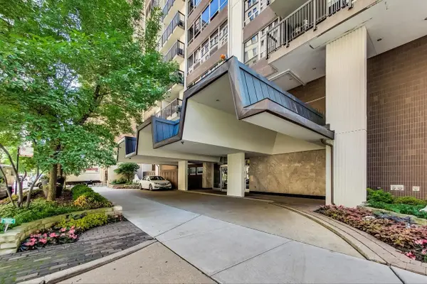 Address Withheld By Seller, Chicago, IL 60611