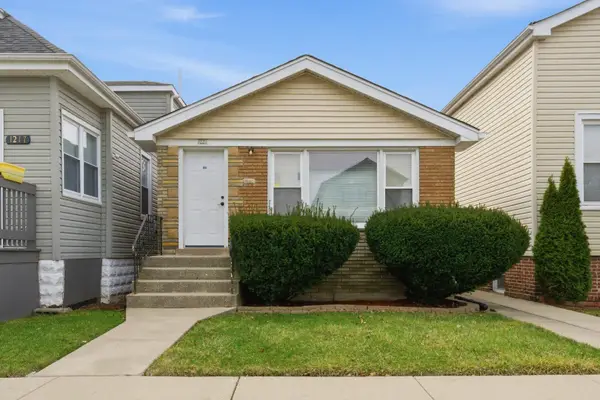 1221 W 97th Place, Chicago, IL 60643