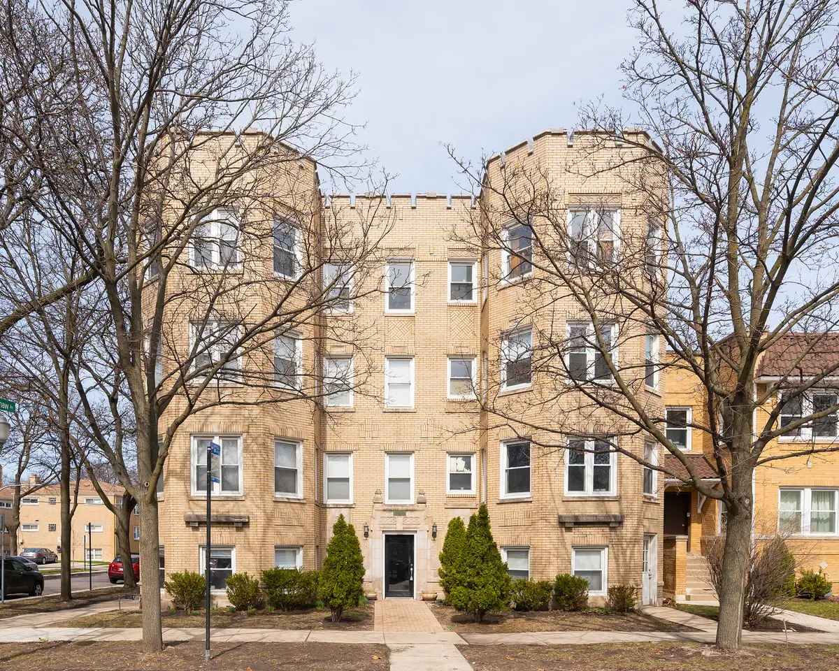 2656 W Lunt Avenue #1, Chicago, IL 60645 - #1