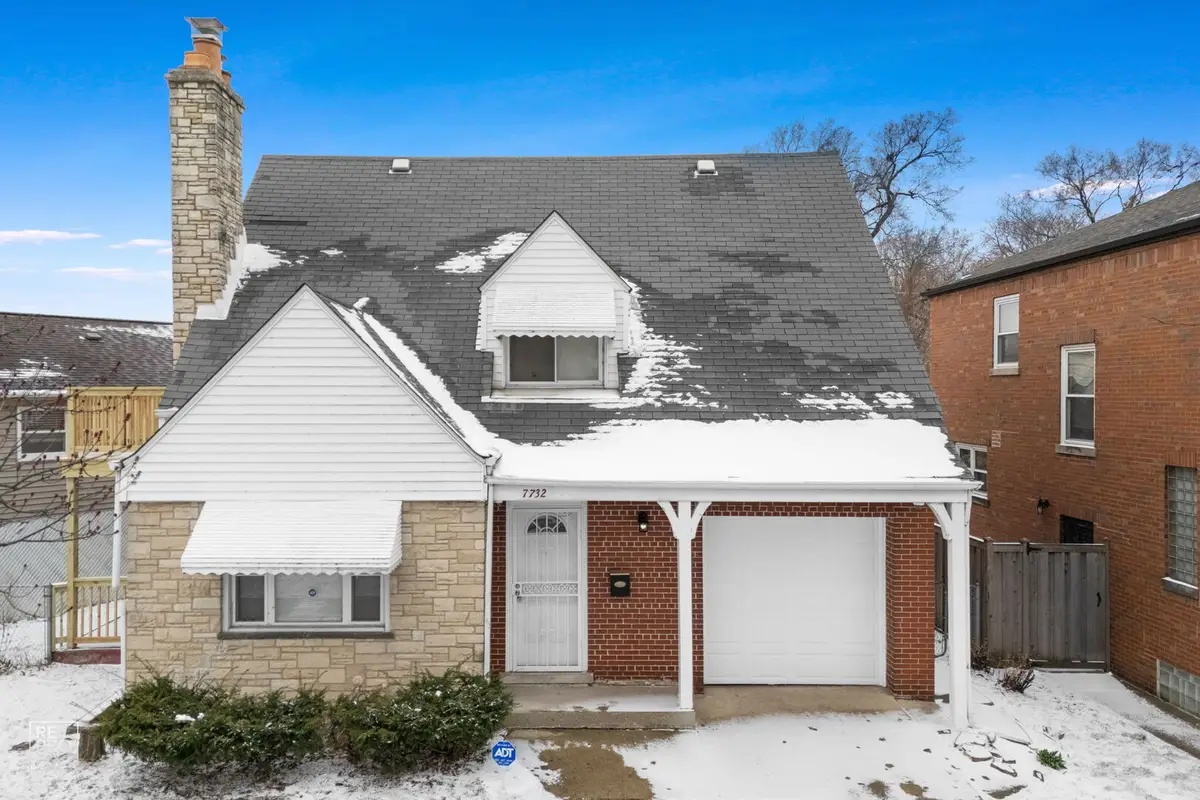 7732 S Paxton Avenue, Chicago, IL 60649 - #1