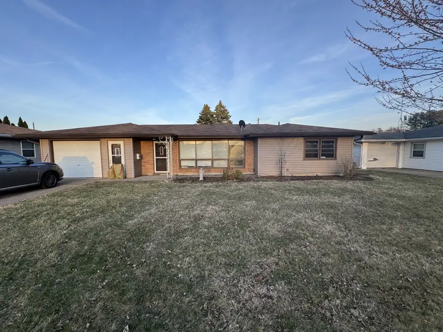 1908 22nd Avenue, Sterling, IL 61081 - #2