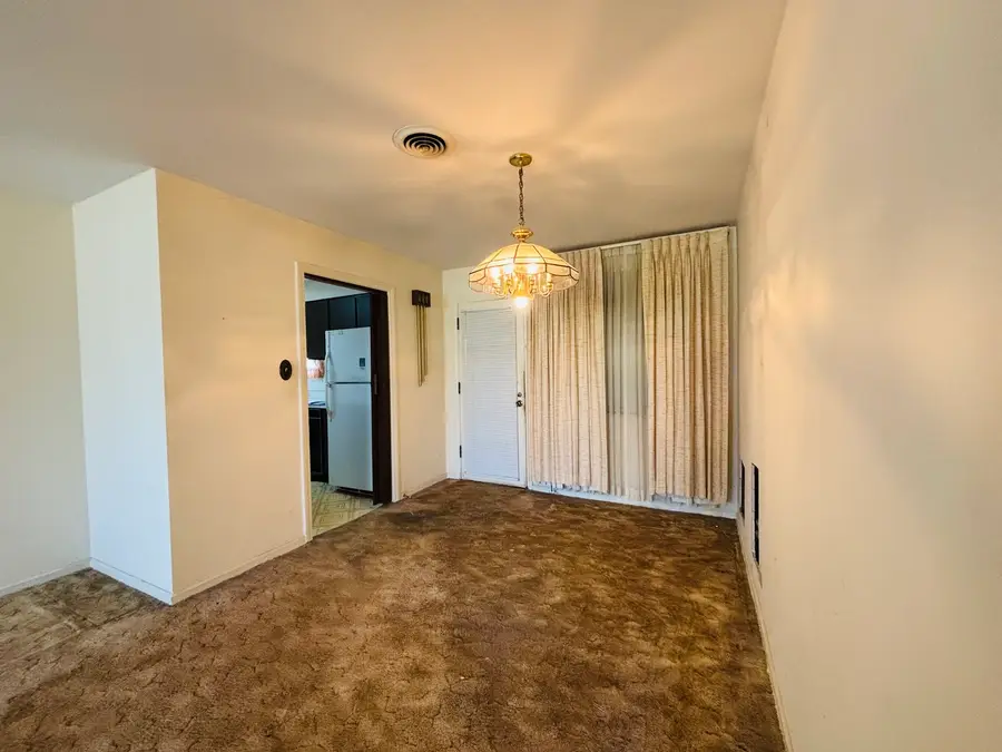 847 S 3rd Avenue, Des Plaines, IL 60016 - #3