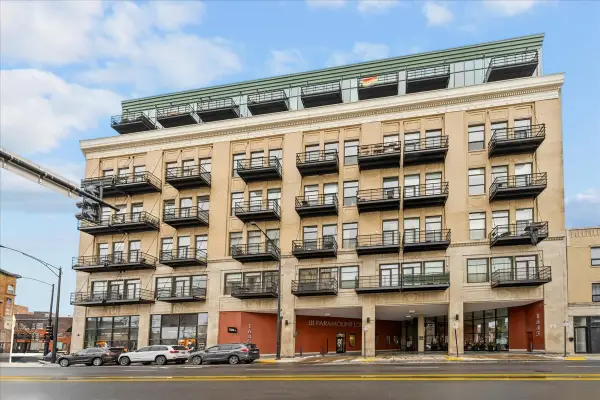 1645 W Ogden Avenue #634, Chicago, IL 60612